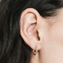 Load image into Gallery viewer, 0.5" Classic Gold Hoops